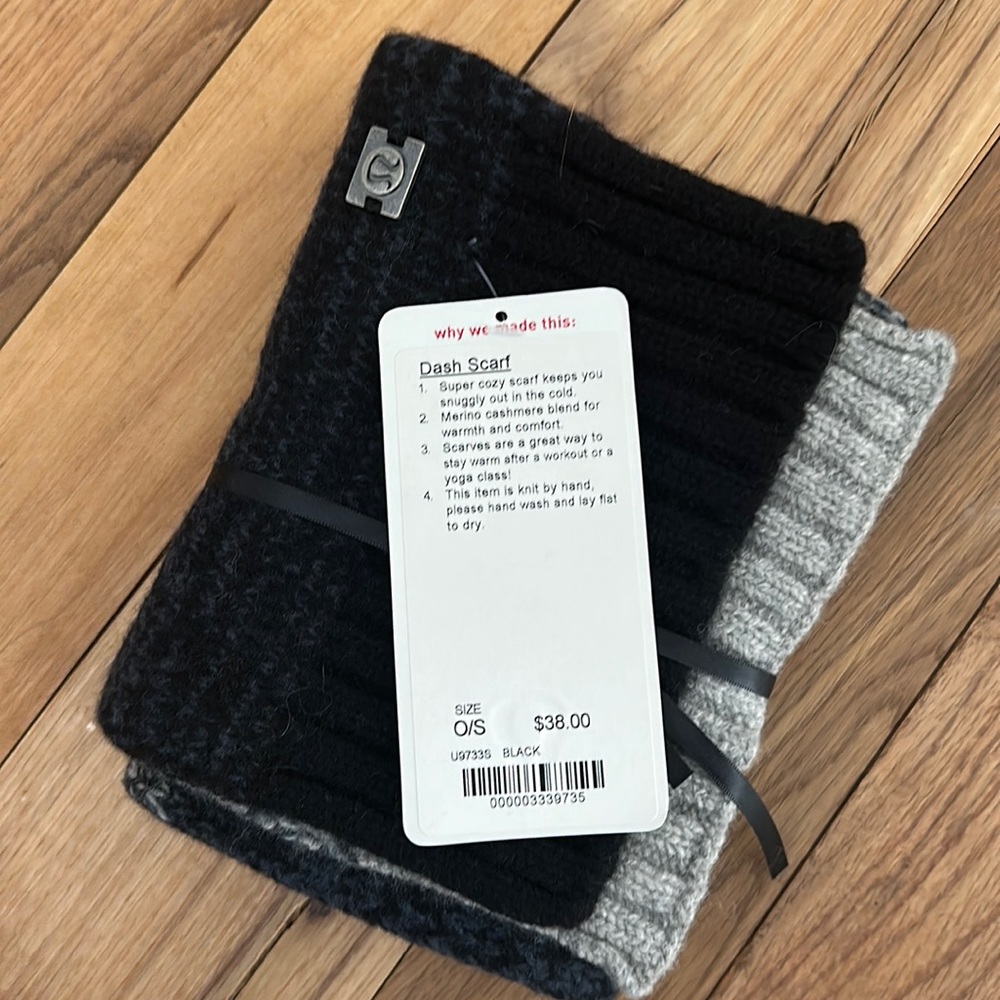 Lululemon Dash Scarf